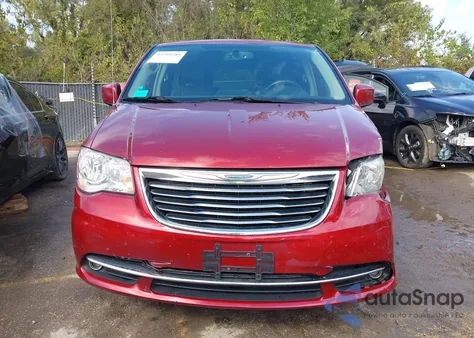 2016 Chrysler Town & Country Touring from USA, damaged, VIN 2C4RC1BG0GR174505
